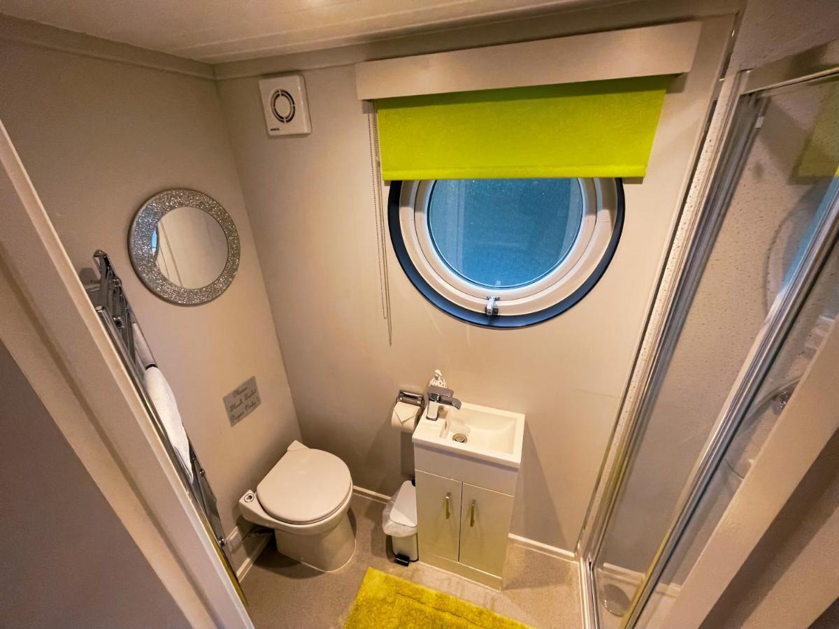 Ferienwohnung Lady Florence, Maidstone A Unique River Boat With Castle Views Exterior foto